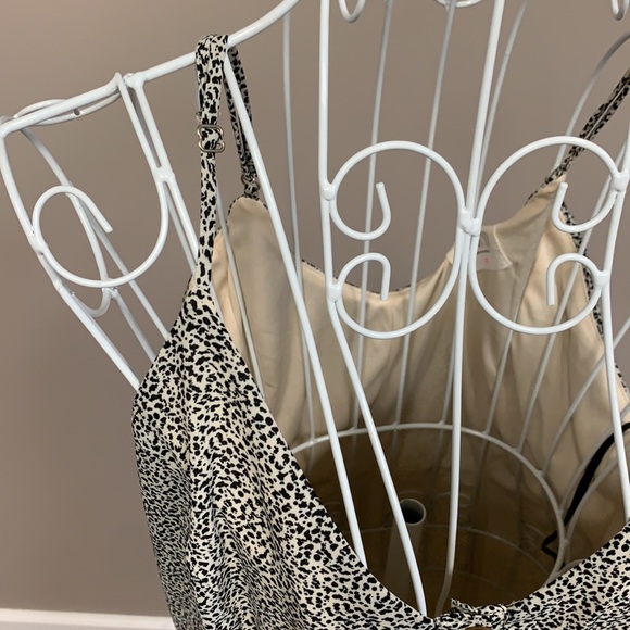 Pattern button down dress - Picture 3 of 4